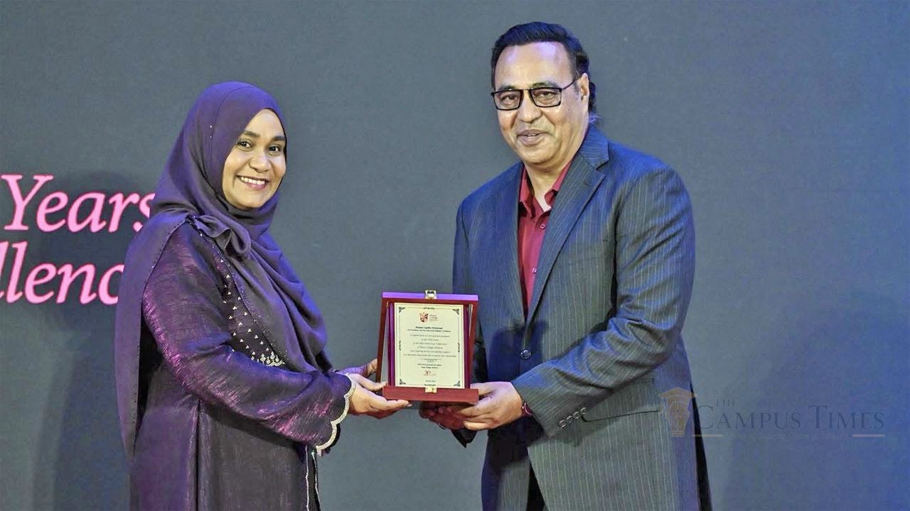 মালদ্বীপের শিক্ষা খাতে প্রবাসী আহমেদ মুত্তাকীর সম্মাননা