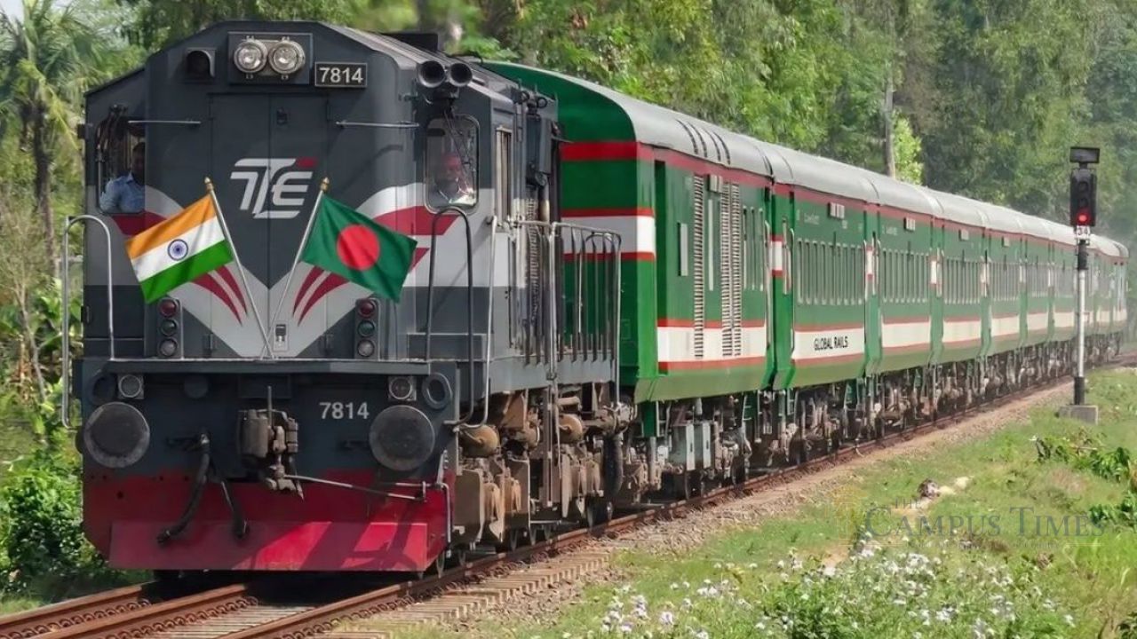 হাসিনার পতনের পর প্রথমবার ভারত থেকে আসছে ট্রেনের কোচ