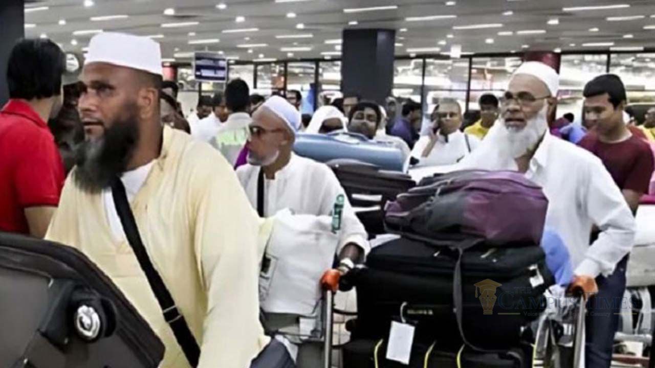 দেশে ফিরছেন বাংলাদেশী হাজীরা