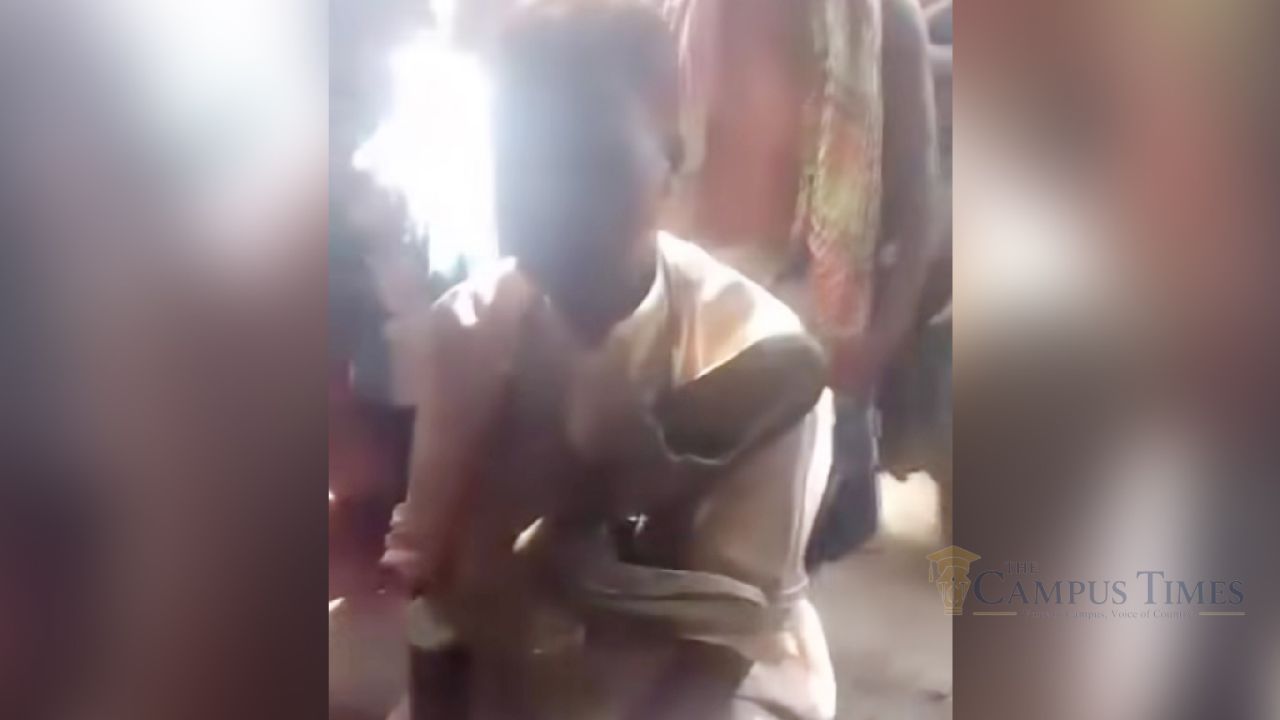 ত্রিশালে ধর্ষণচেষ্টার অভিযোগে আবার এক ইমামকে গণপিটুনি, গলায় জুতার মালা