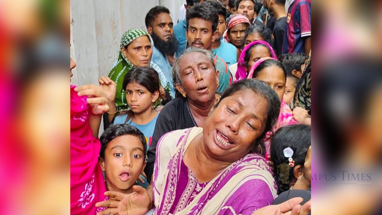 মায়ের ধর্ষককে গলা কেটে হত্যা করলেন চার ছেলে