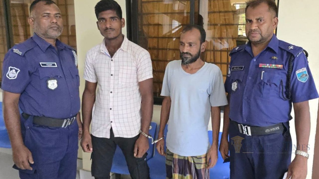 পাবনায় মাদকাসক্ত ছেলেকে পুলিশে দিলেন মা