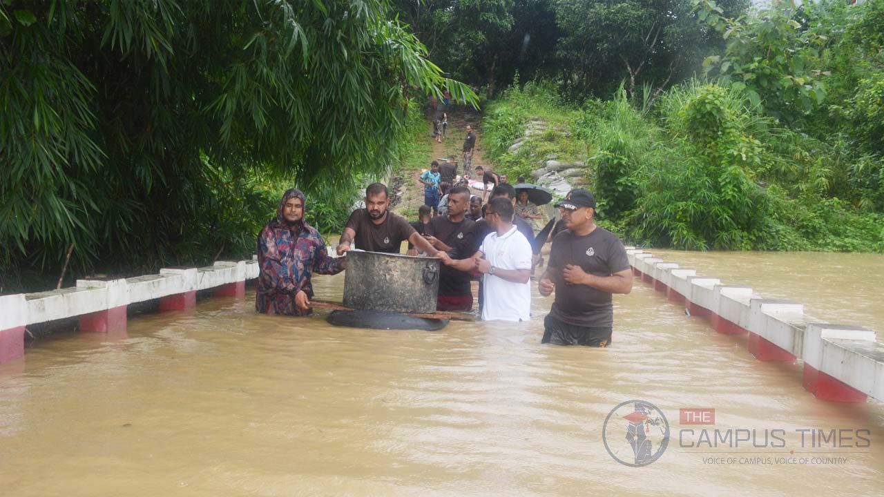১২২ পরিবারকে উদ্ধার ও মানবিক সহায়তা প্রদান করেছে বিজিবি
