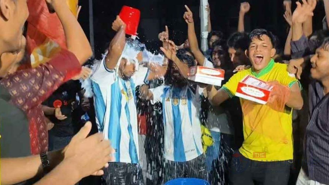 দুধ দিয়ে গোসল করে ব্রাজিলে যোগ দিলেন বরিশালের আর্জেন্টাইন সমর্থকেরা
