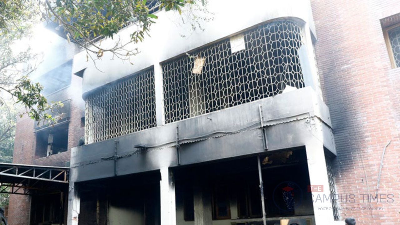 ধানমন্ডির ‘সুধা সদনে’ যুবকের ঝুলন্ত মরদেহ উদ্ধার