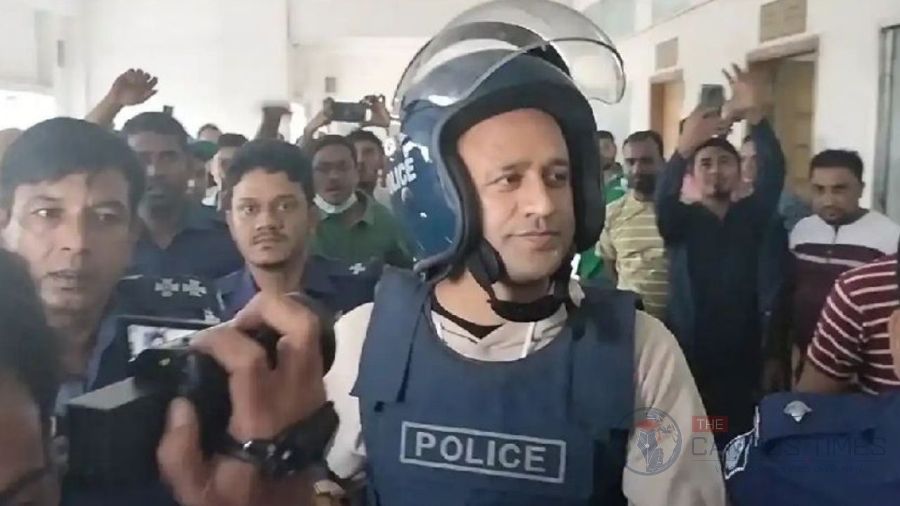 দুই মামলায় জামিন পেলেন ব্যারিস্টার সুমন