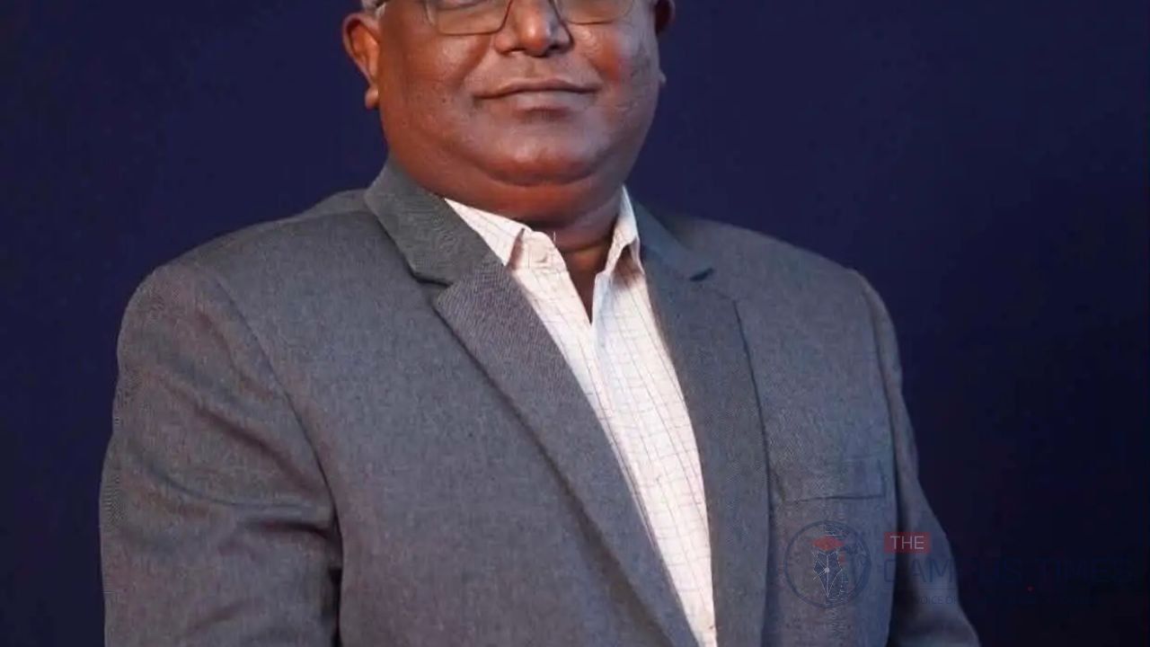 রাজনীতি নিষিদ্ধ সত্ত্বেও দলীয় পদ ছাড়েননি নোবিপ্রবি উপ-উপাচার্য