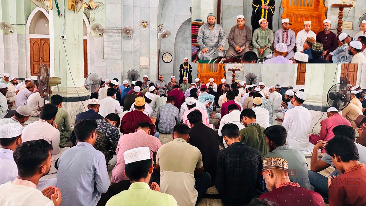 জুলাই শহীদদের আত্মার মাগফিরাত কামনায় ইবি শিবিরের দোয়া মাহফিল