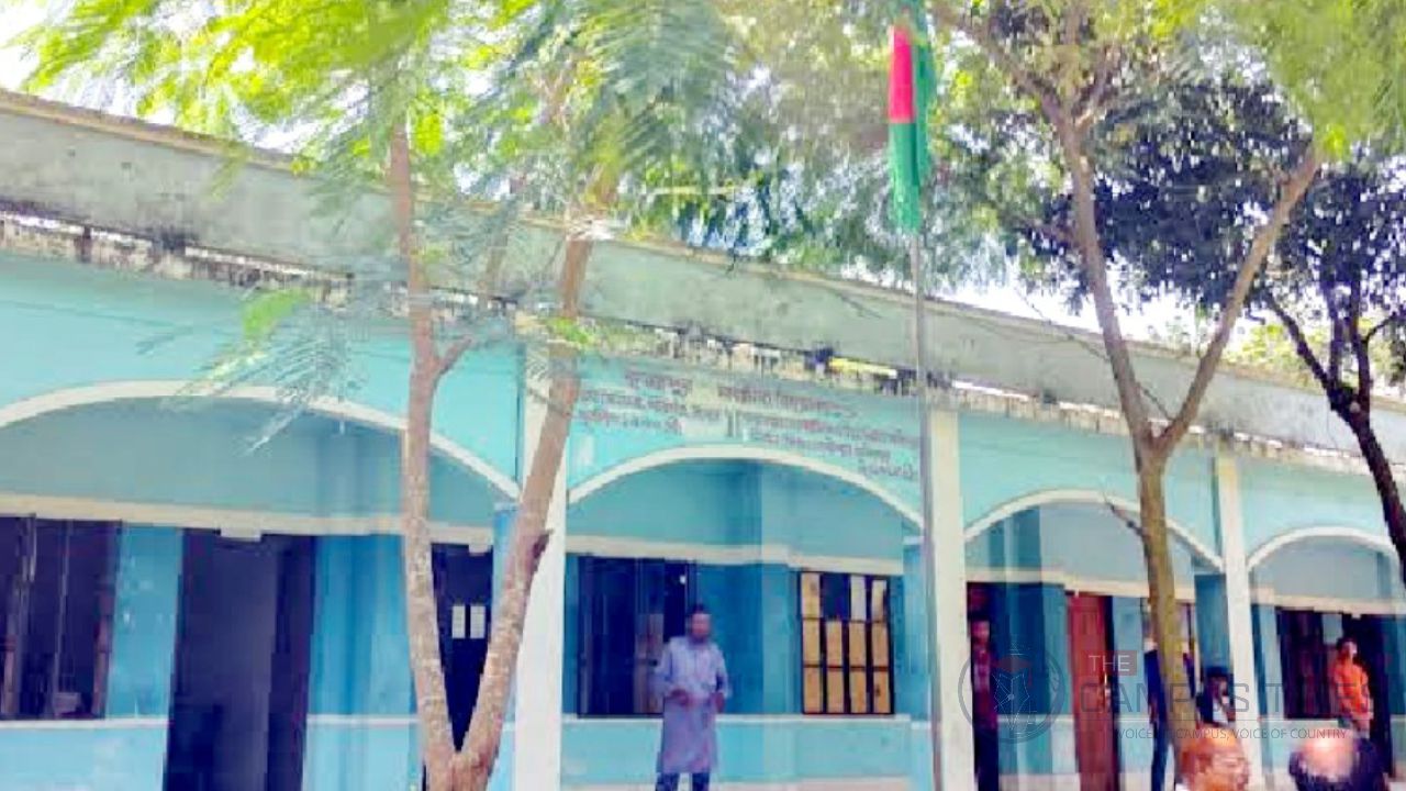 শতভাগ ফেলের দায় সিসি ক্যামেরার ওপর চাপালেন শিক্ষক