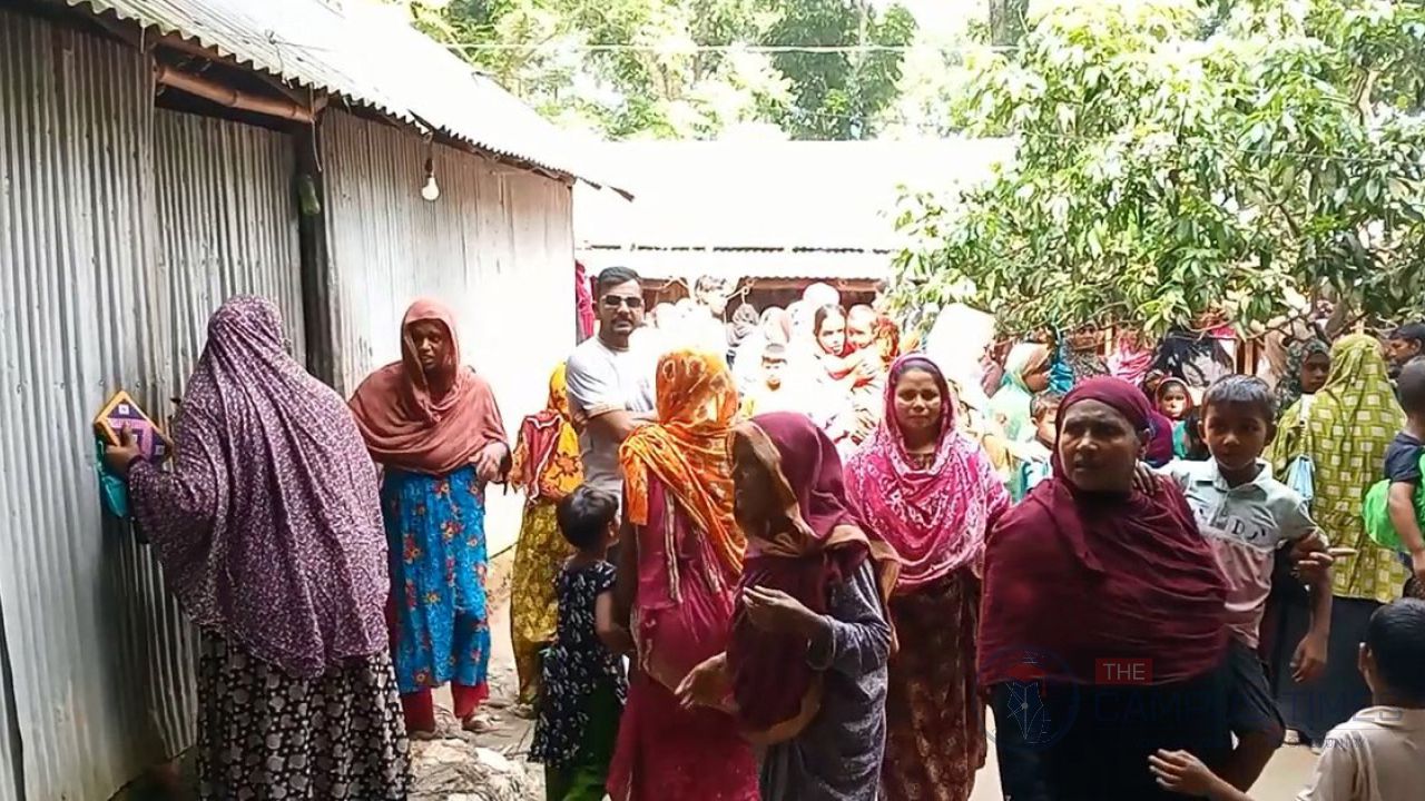 ঝিনাইদহে নেশার টাকা না পেয়ে মাকে গলা কেটে হত্যা, ছেলে আটক