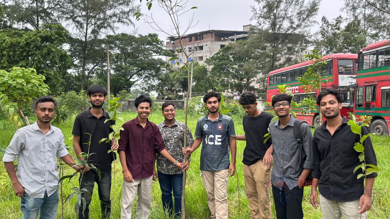 পাবিপ্রবি ছাত্রদলের ১৭তম ব্যাচের কর্মীদের উদ্যোগে বৃক্ষরোপণ কর্মসূচি পালিত
