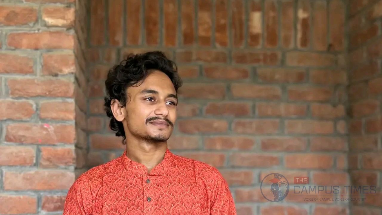 ধর্মীয় ‘স্পর্শকাতর’ স্ট্যাটাস-মিম, জাবি শিক্ষার্থী বন্ধনকে ২ হাজার টাকা জরিমানা প্রশাসনের